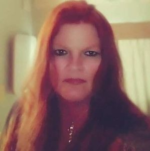 Meet your Posher, Carolyne